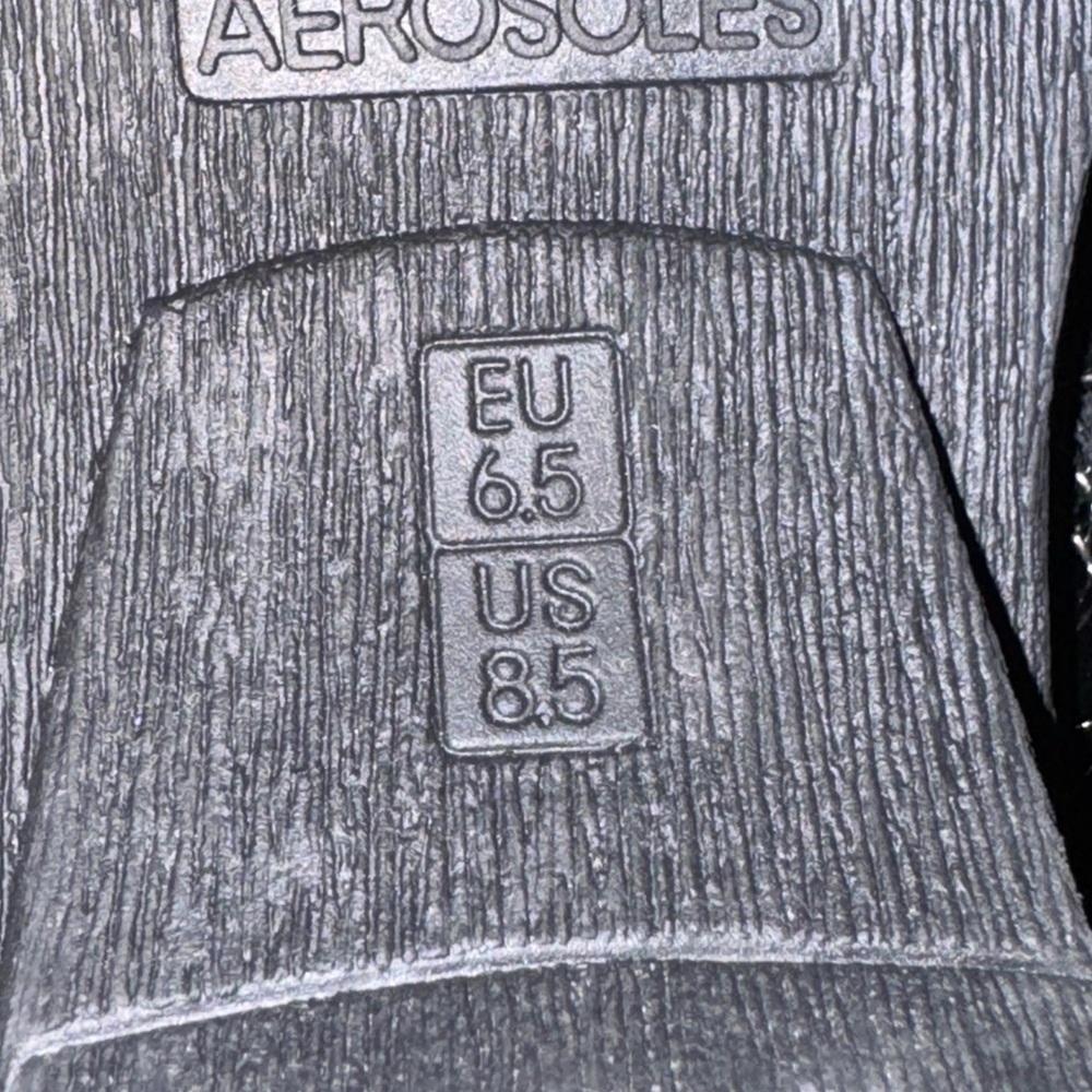 AEROSOLES Black Leather Mary Jane shoes with Buckle Detail size 8.5 - Picture 5 of 5